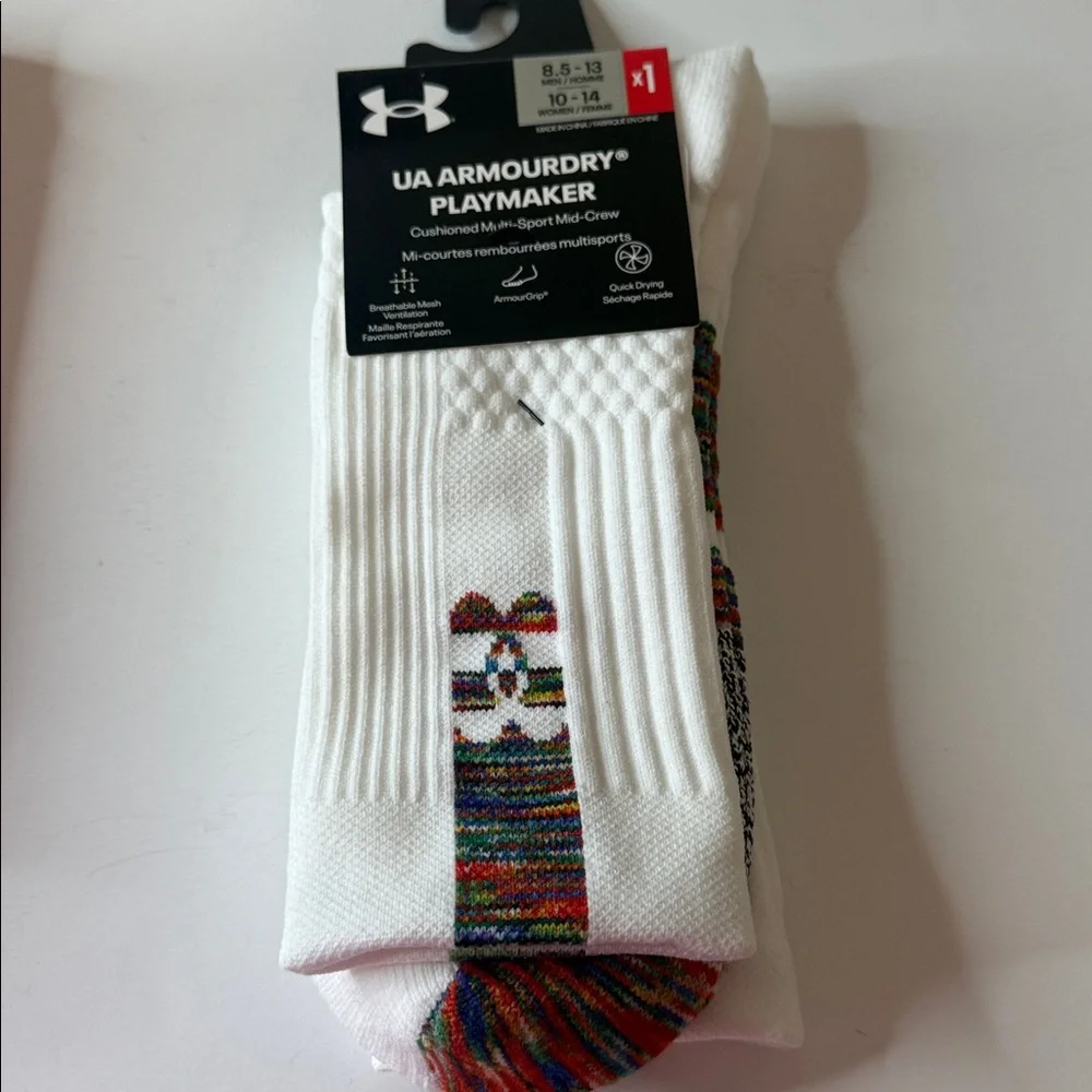 Under Armour Assortment of Socks 3 Pairs Men’s Size Large